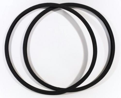 Black fixie tires